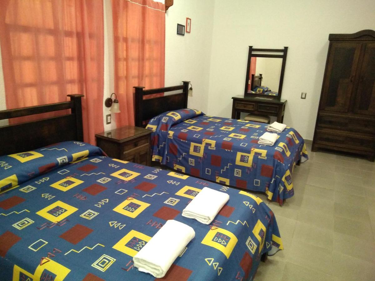 Casa Kolping Hotel ทักซ์ทลา กูทิเอเรซ ภายนอก รูปภาพ