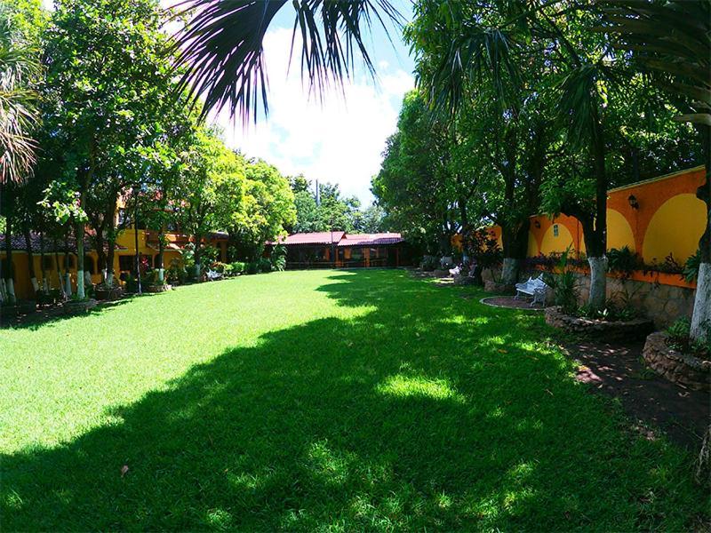 Casa Kolping Hotel ทักซ์ทลา กูทิเอเรซ ภายนอก รูปภาพ