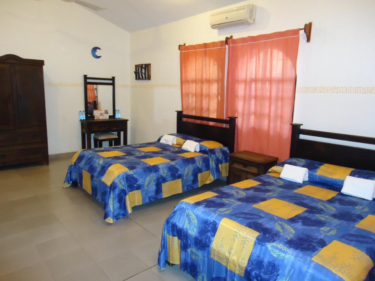 Casa Kolping Hotel ทักซ์ทลา กูทิเอเรซ ภายนอก รูปภาพ