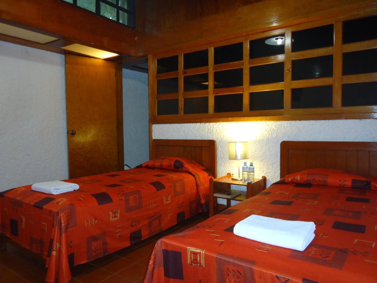 Casa Kolping Hotel ทักซ์ทลา กูทิเอเรซ ภายนอก รูปภาพ