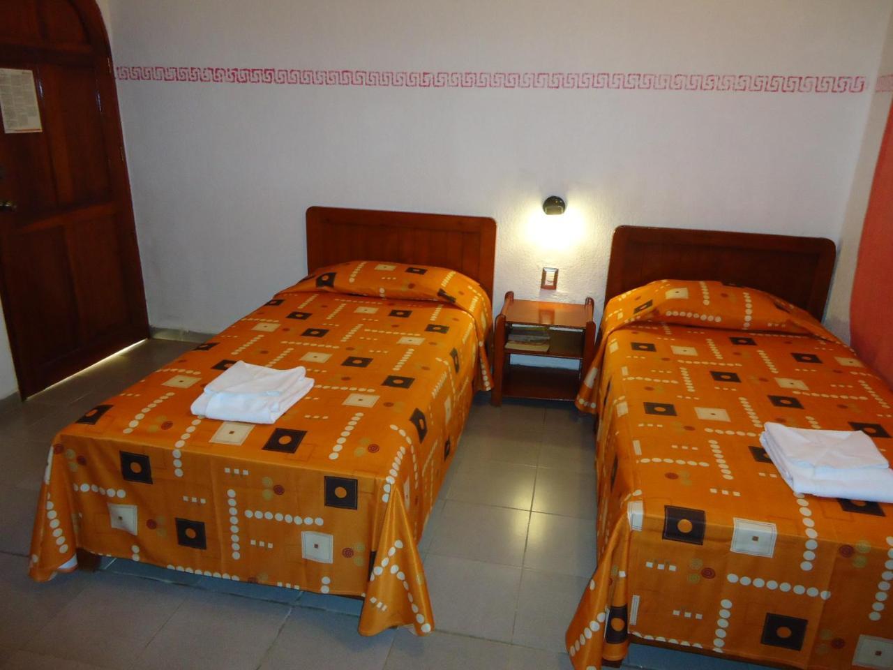 Casa Kolping Hotel ทักซ์ทลา กูทิเอเรซ ภายนอก รูปภาพ