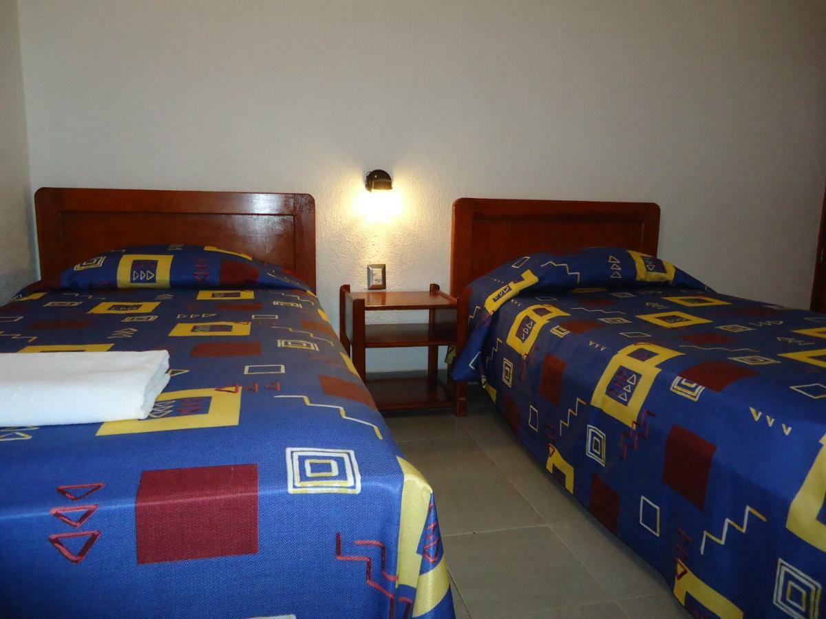 Casa Kolping Hotel ทักซ์ทลา กูทิเอเรซ ภายนอก รูปภาพ